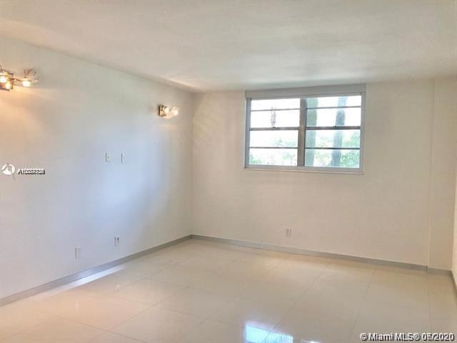 19370 Collins Ave - Photo 12