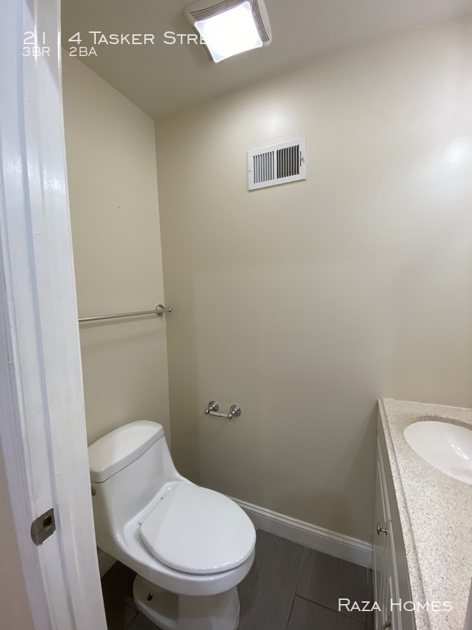 2114 Tasker Street - Photo 9