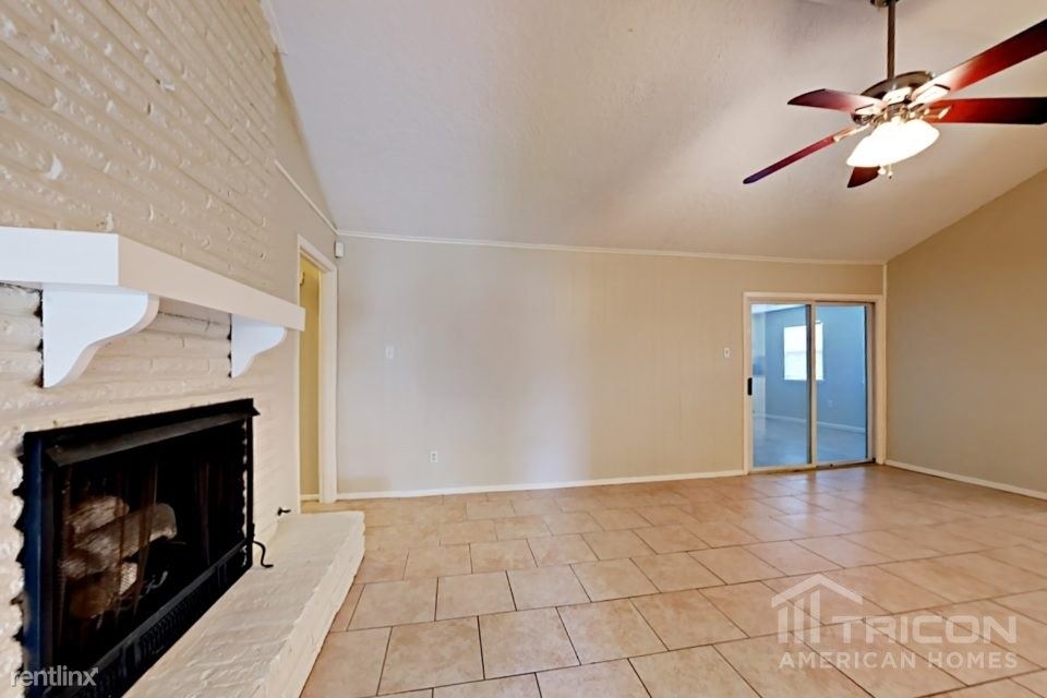 15315 E Willowwind Circle - Photo 2