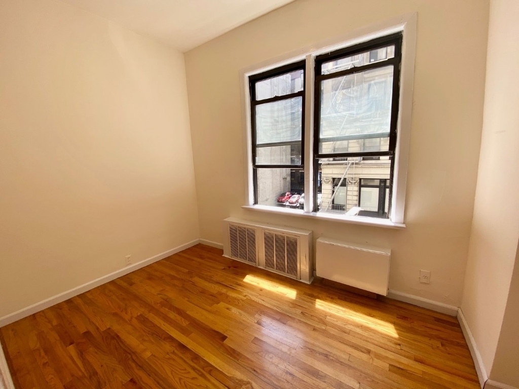 30 East 21st Street - Photo 4