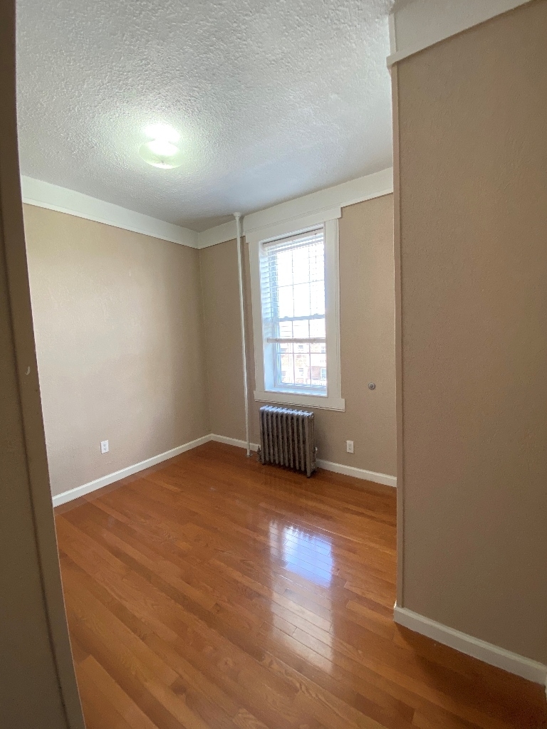 23-68 38th Street - Photo 2