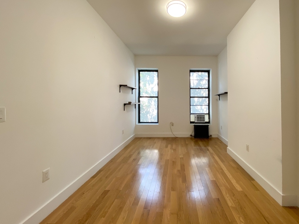 1063 Bedford Avenue - Photo 4