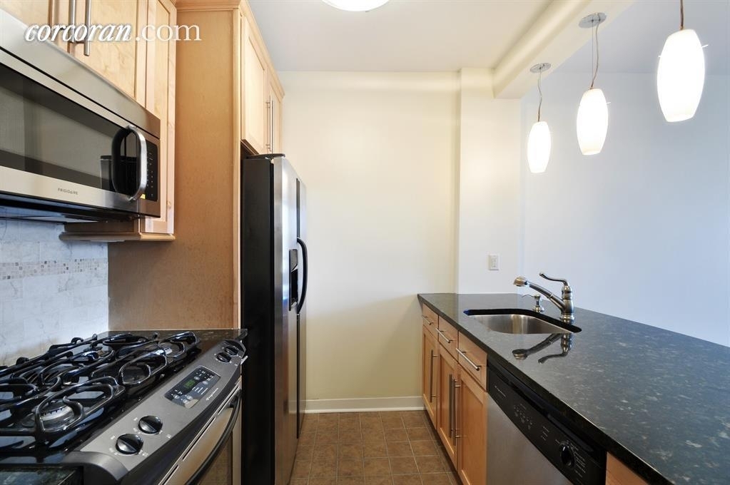 324 East 112th Street - Photo 2