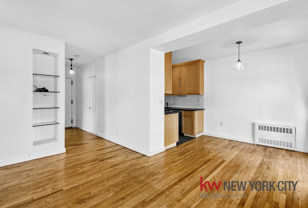 350 West 14th Street - Photo 2