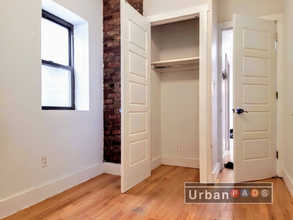 128 Manhattan Avenue - Photo 5