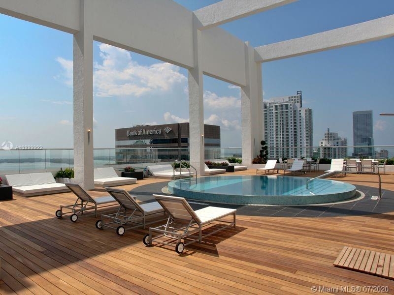 500 Brickell Ave - Photo 1