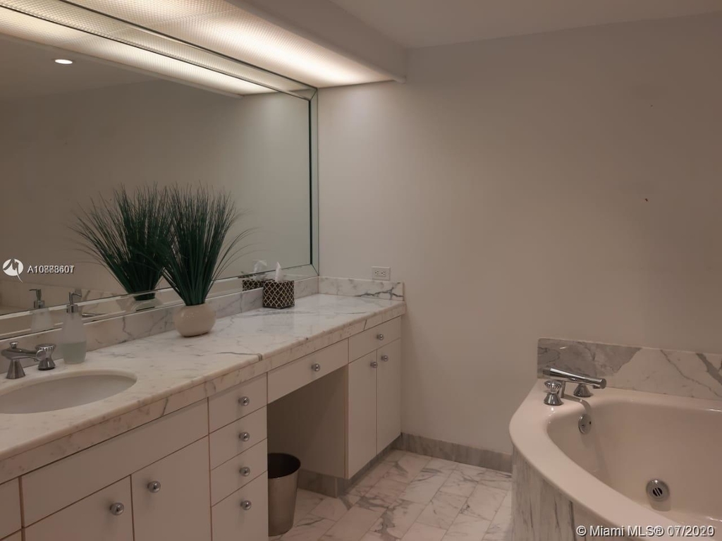 19355 Turnberry Way - Photo 29