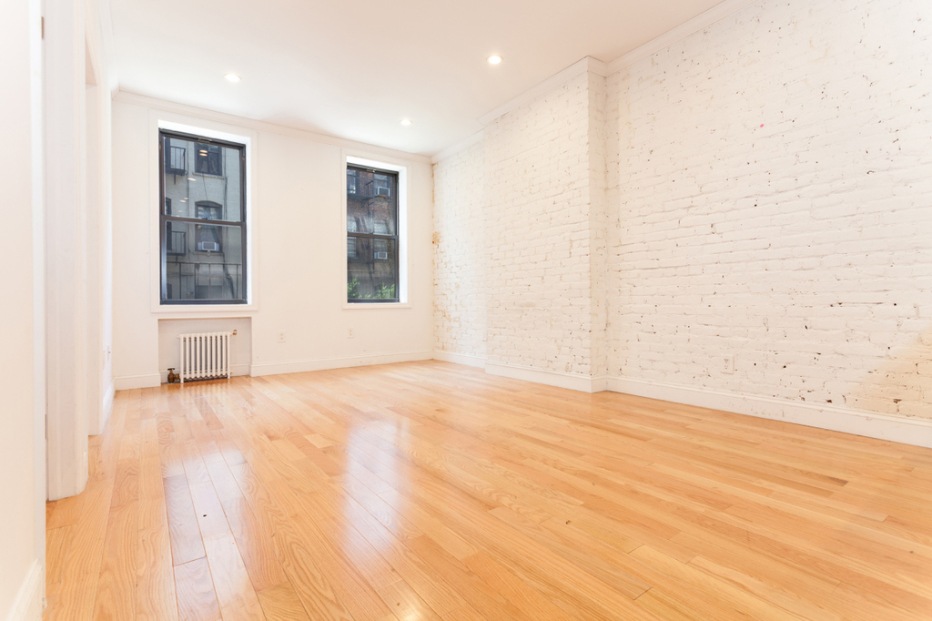 486 East 74th Street - Photo 1