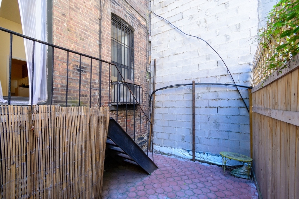 205 East 94th Street - Photo 5