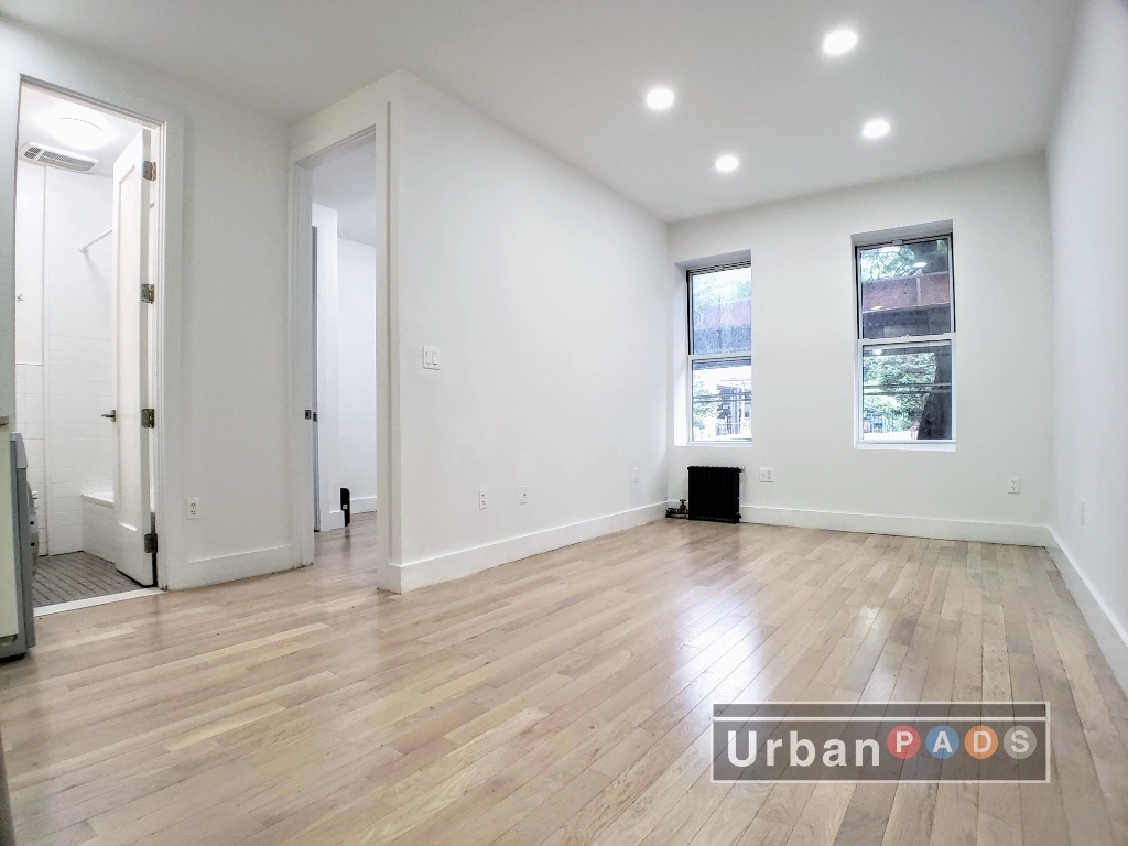 975 Washington Avenue - Photo 1