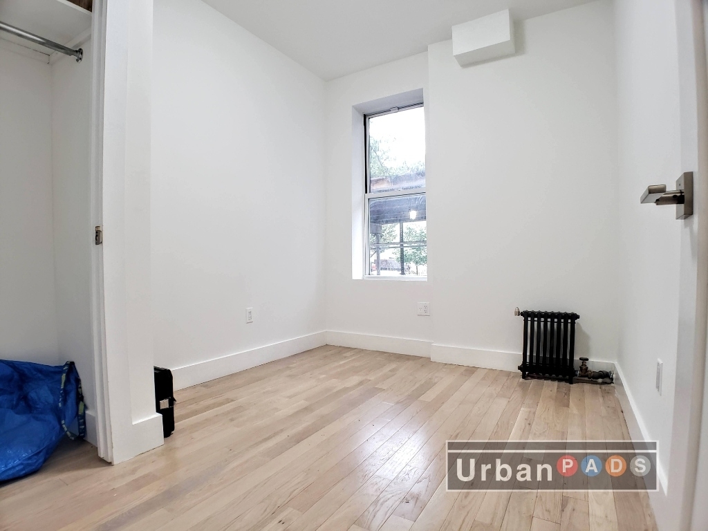 975 Washington Avenue - Photo 3