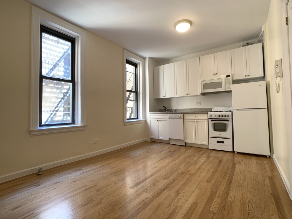 305 West 45th St - Photo 0