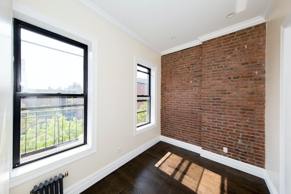 223 Mott Street - Photo 3