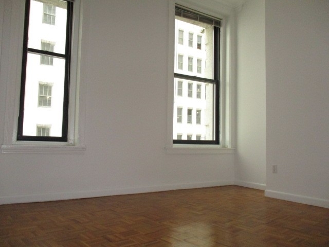 71 Broadway - Photo 0