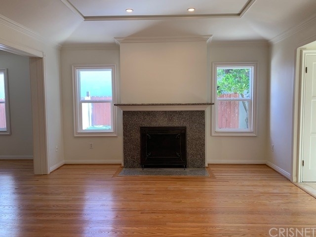 4316 Greenbush Avenue - Photo 1