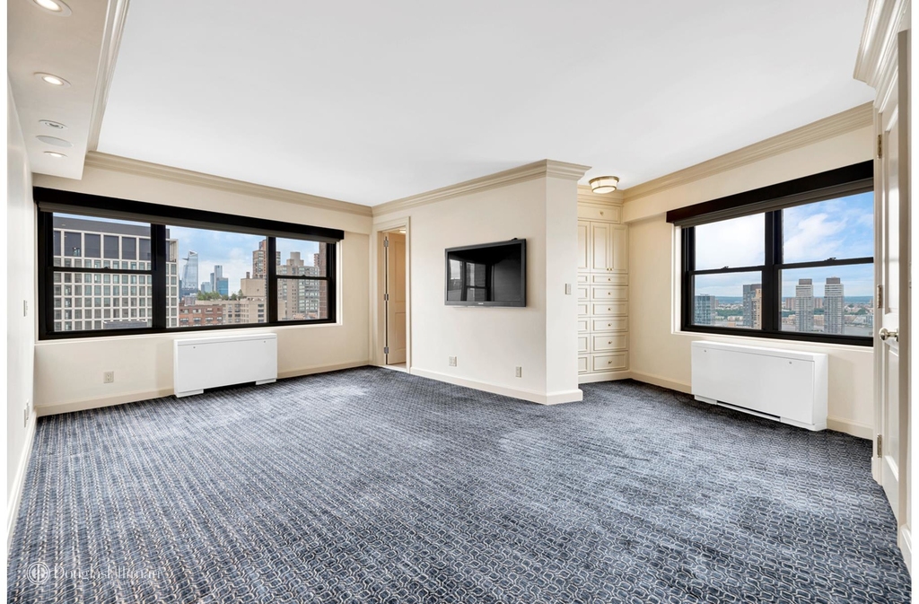 20 West 64th St - Photo 15