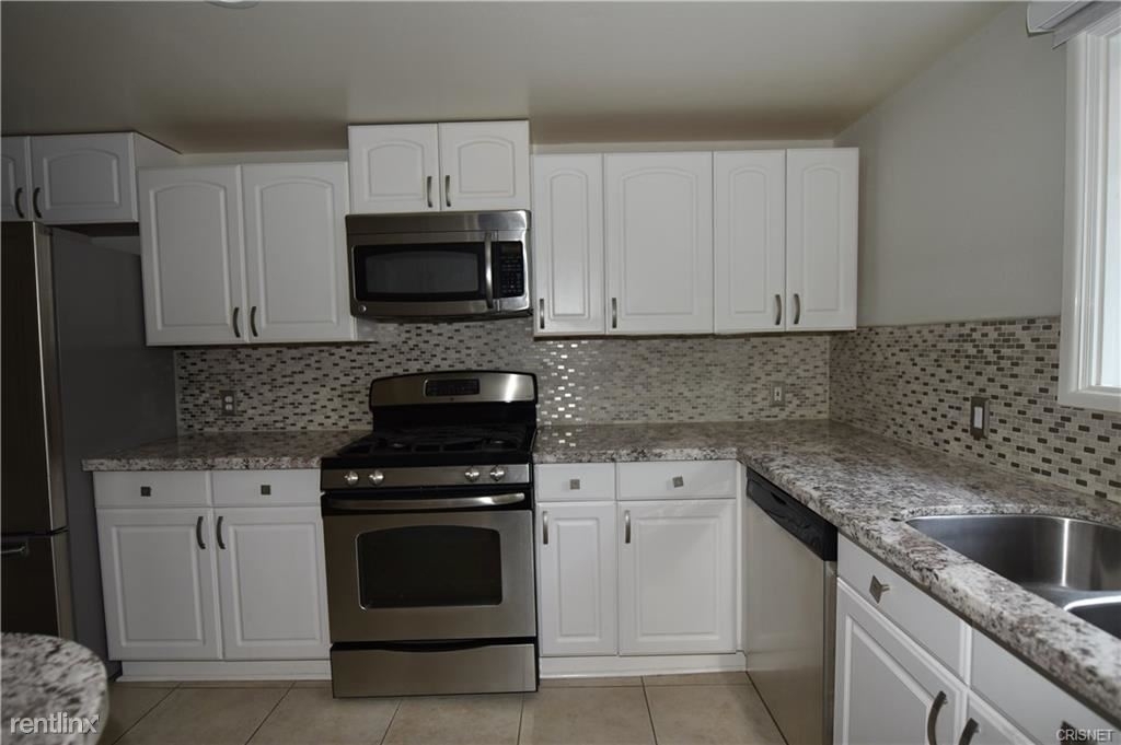 5107 Coldwater Canyon Ave Unit 12 - Photo 3