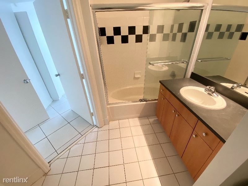 1330 West Ave 1003 - Photo 7