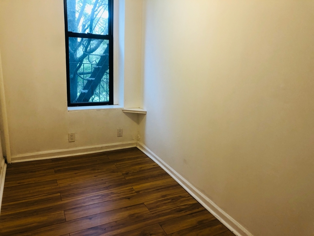 335 East 116th Street - Photo 6