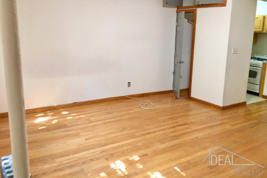 702 Washington Avenue - Photo 1