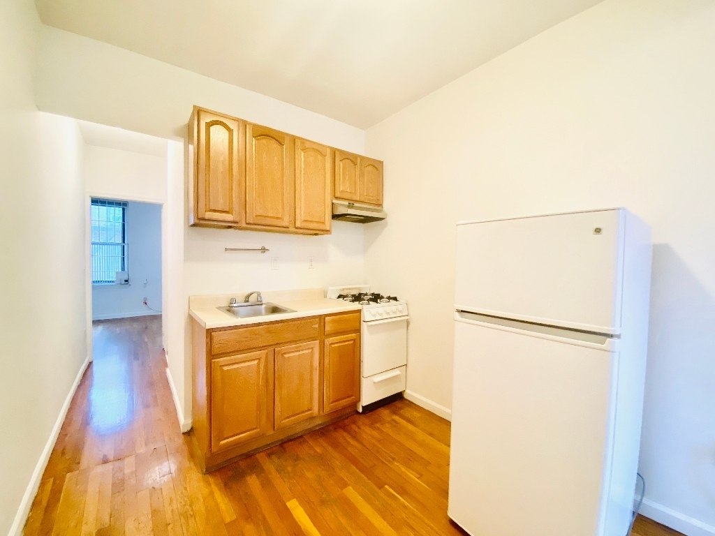 177 East Houston Street - Photo 3