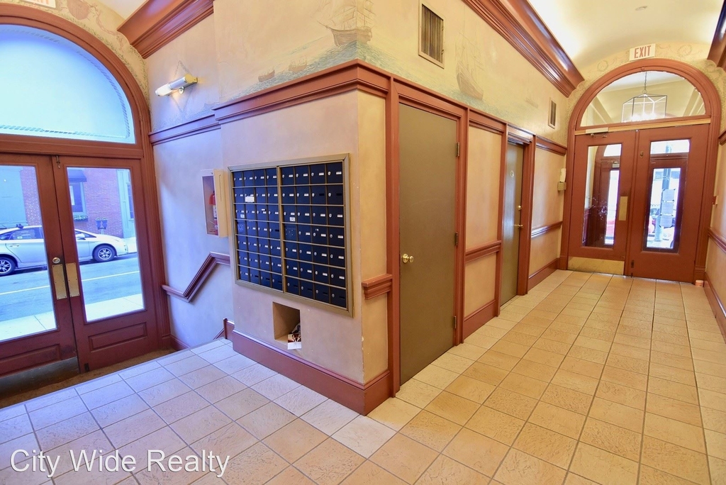 1530 Spruce Street - Photo 6