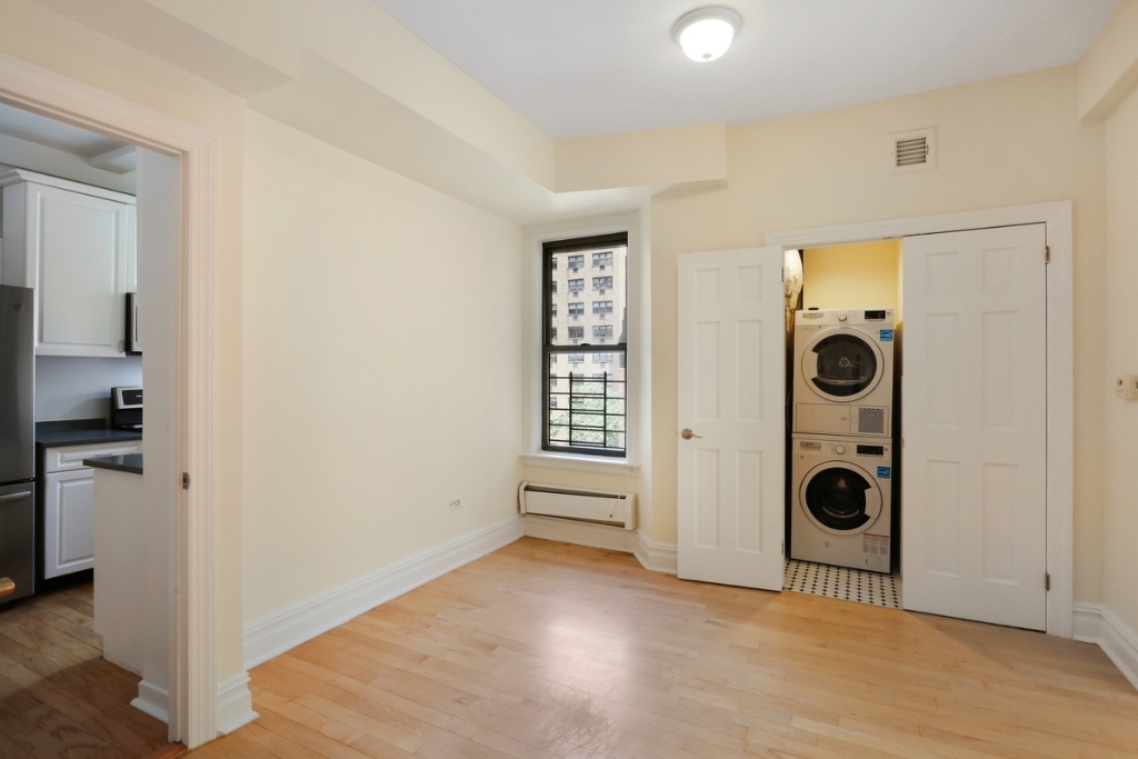 111 East 80th Street - Photo 1