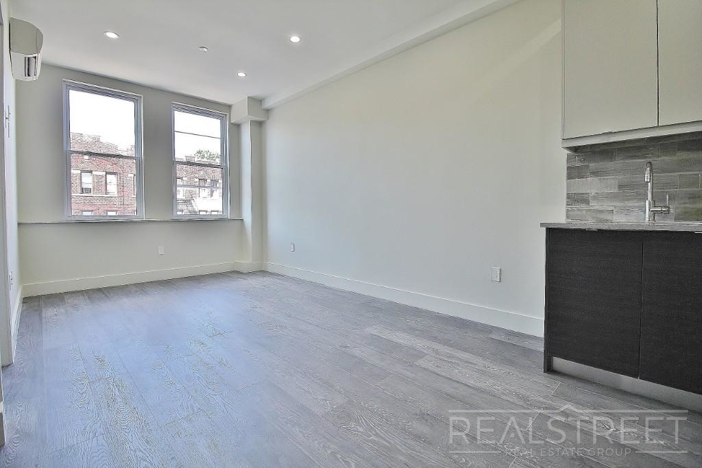2517 Bedford Ave. - Photo 1