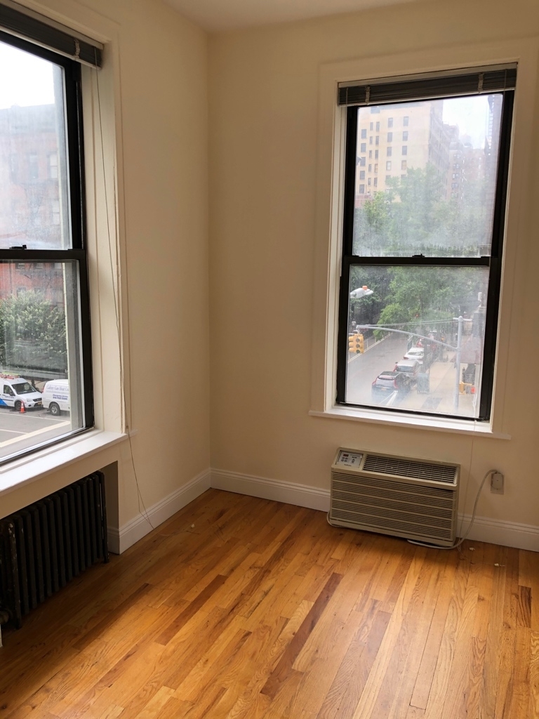 201 East 81st Street - Photo 7