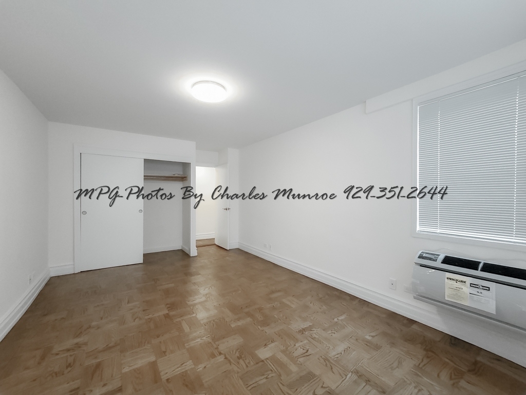 420 East 79th Street - Photo 4