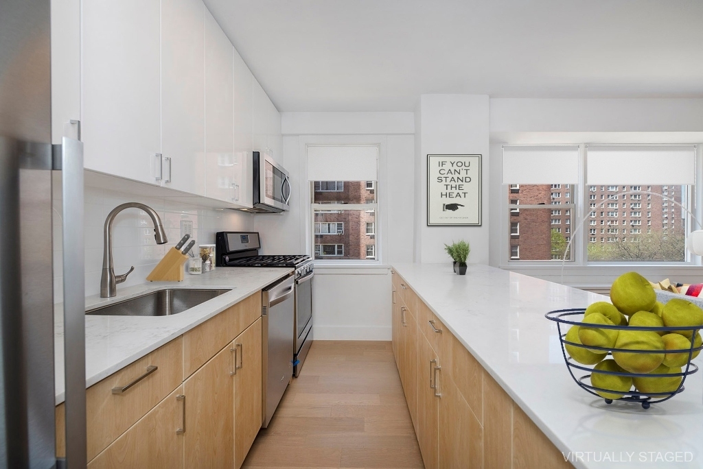 60 West 142nd Street - Photo 3