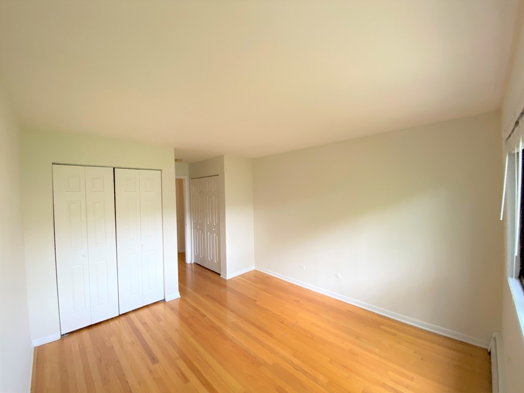 603 West Stratford Place - Photo 9