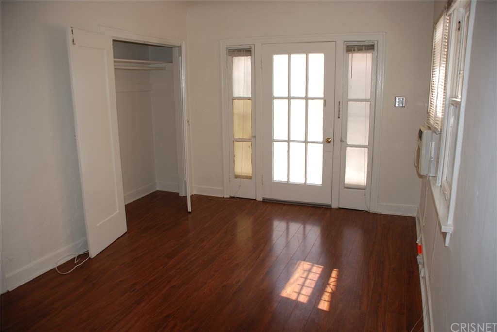 1141 Gordon Street 1/4 - Photo 12