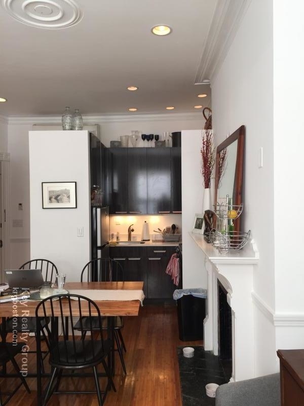 254 Newbury St. - Photo 7