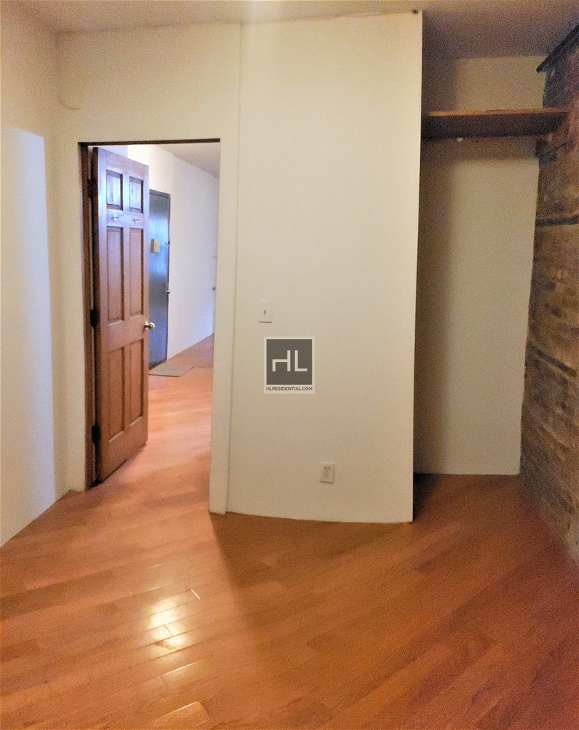 526 9 Avenue - Photo 5