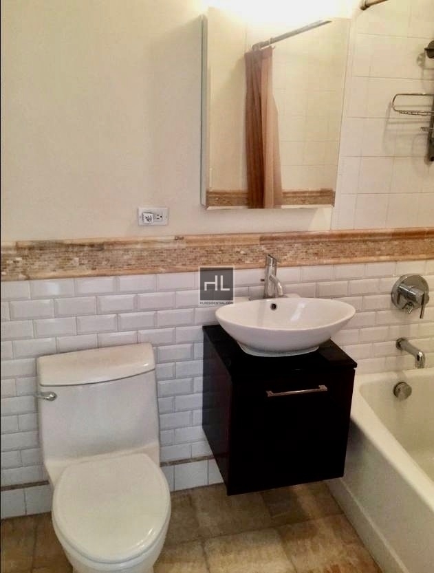 249 East 118 Street - Photo 10