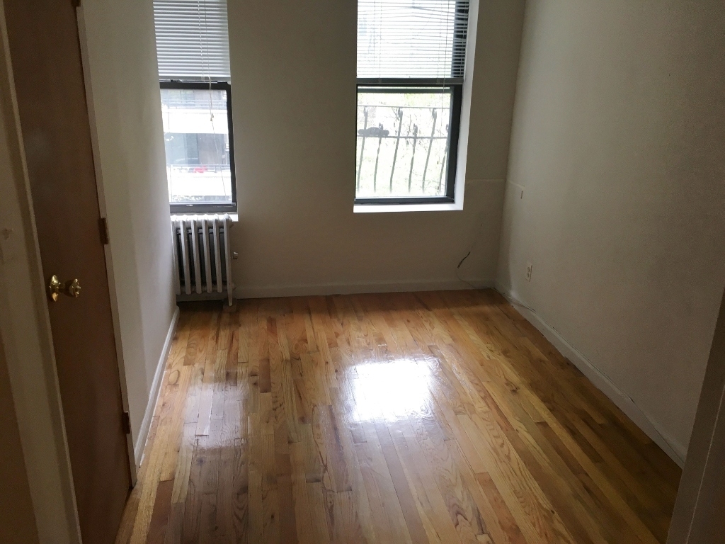 316 East 49th Street - Photo 3