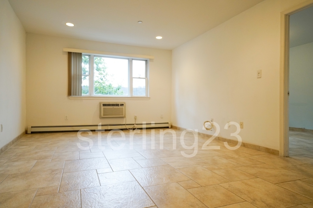 35-7 28th Avenue - Photo 2