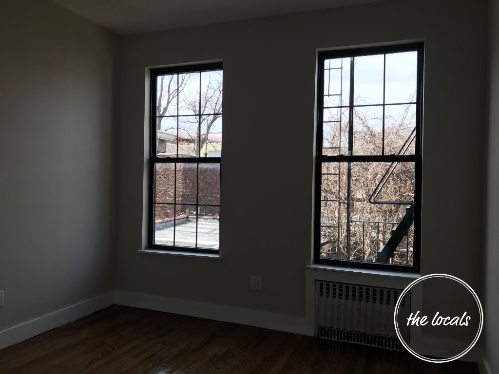 1137 Greene Avenue - Photo 9