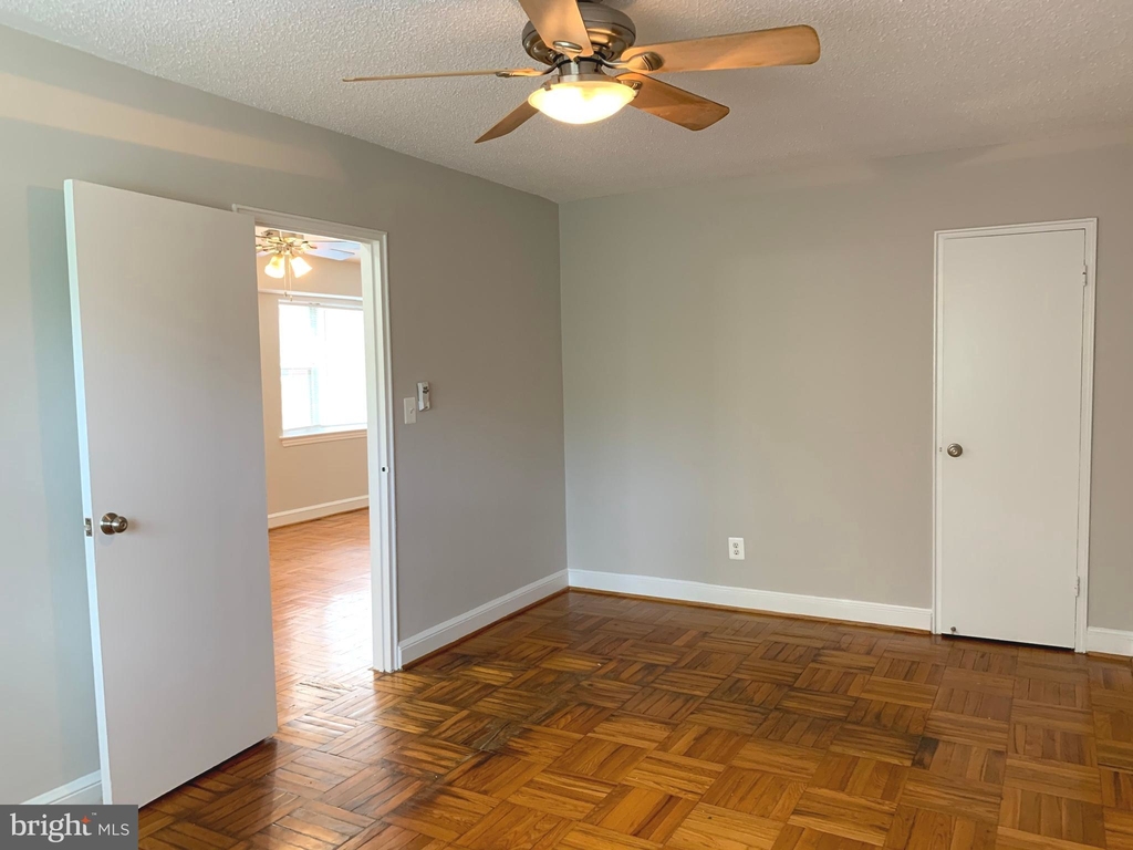 1320 Fort Myer Drive - Photo 16