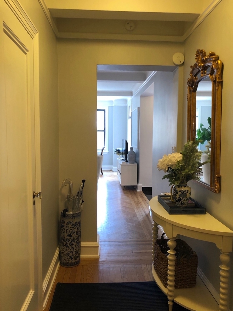 210 East 68th Street - Photo 8