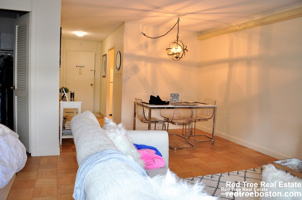 101 Monmouth St. - Photo 2