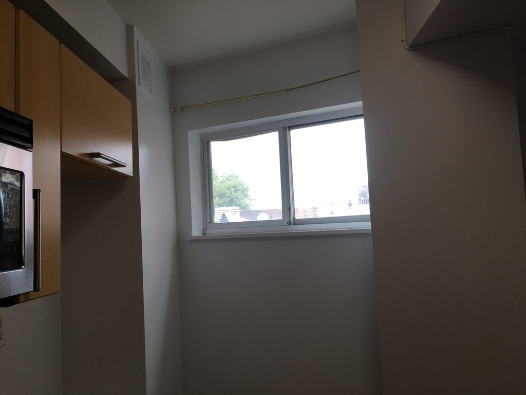 81-14 Queens Boulevard - Photo 11