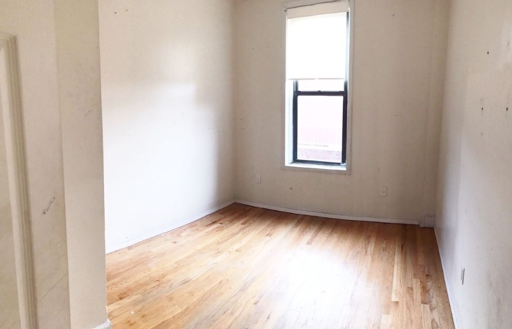 756 Marcy Avenue - Photo 9