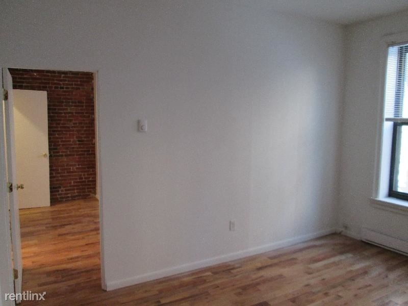 23 Cortes St Apt 6 - Photo 4