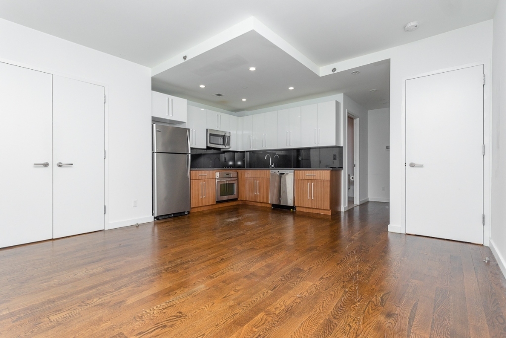 1209 Dekalb Avenue - Photo 1