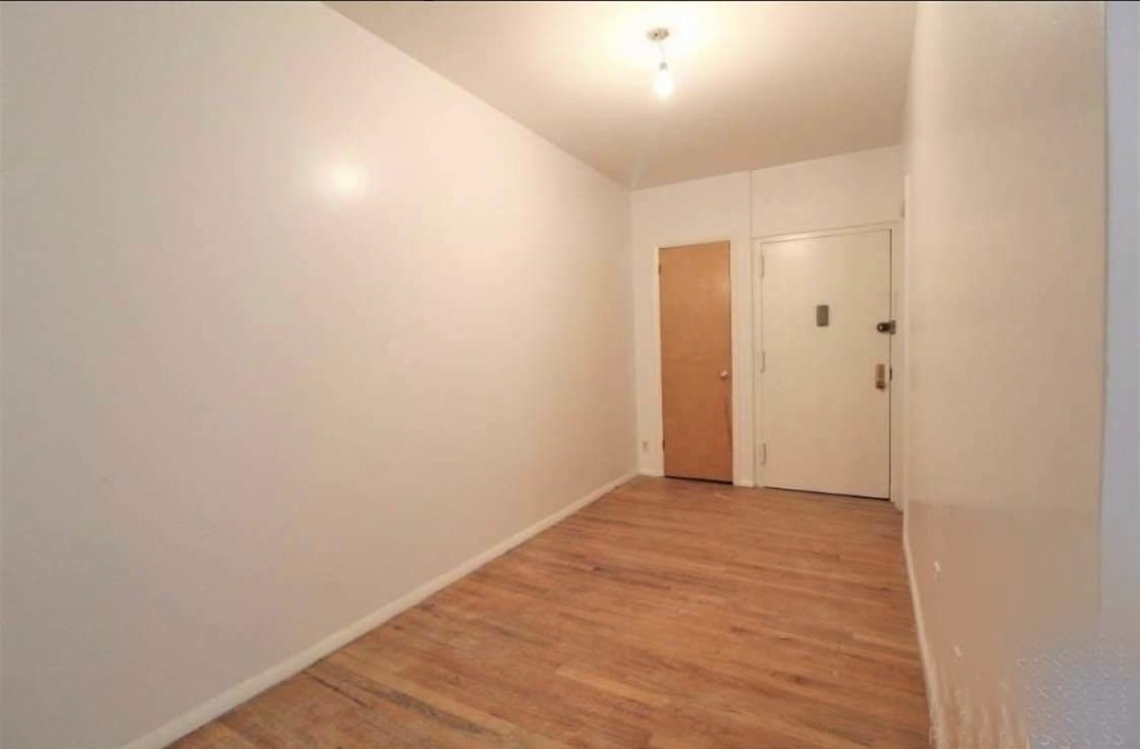 1644 Madison Avenue - Photo 2