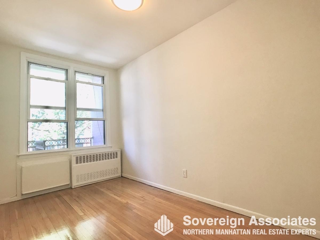 270 West 25th Street - Photo 3