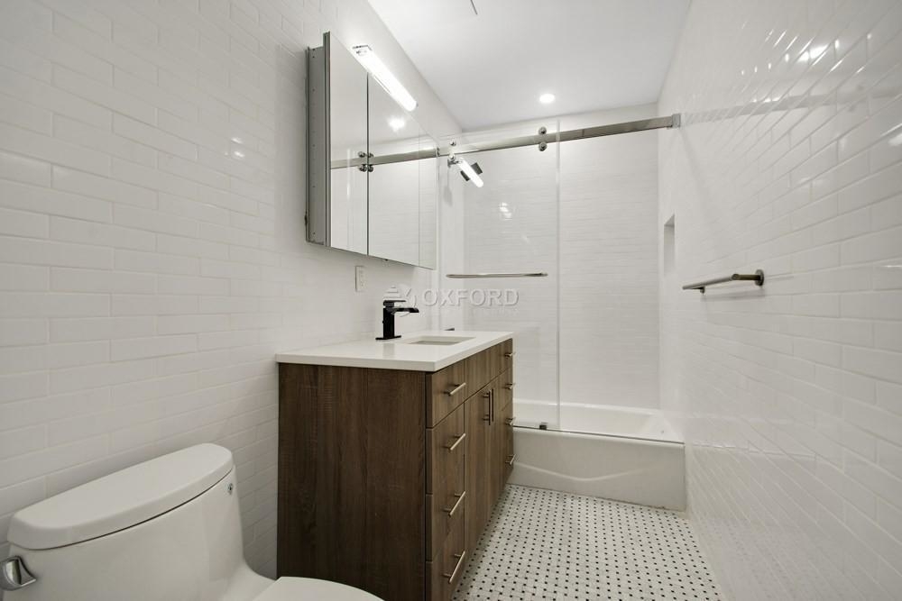 East 84th Street - Photo 5