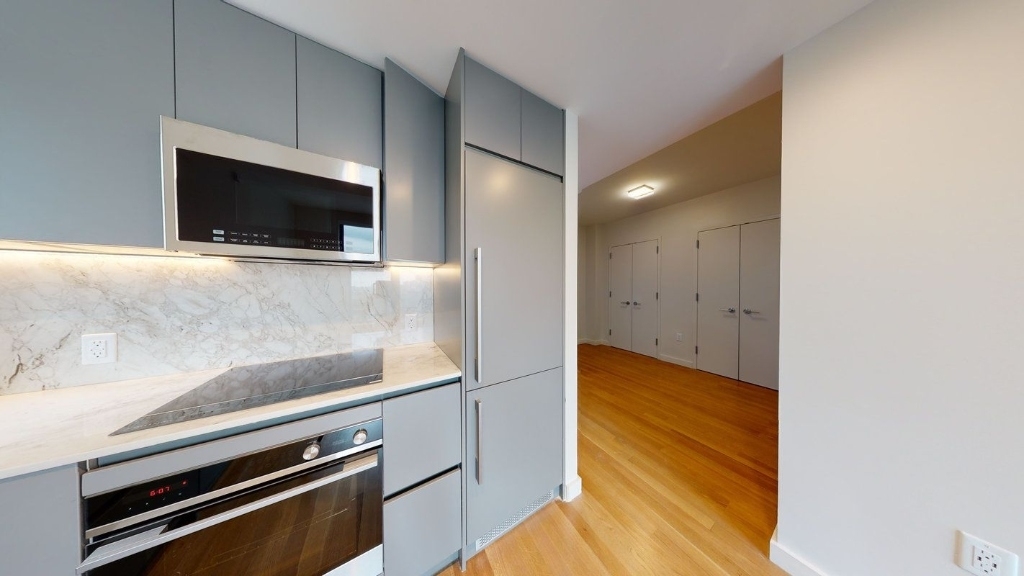 515 East 86th Street - Photo 3